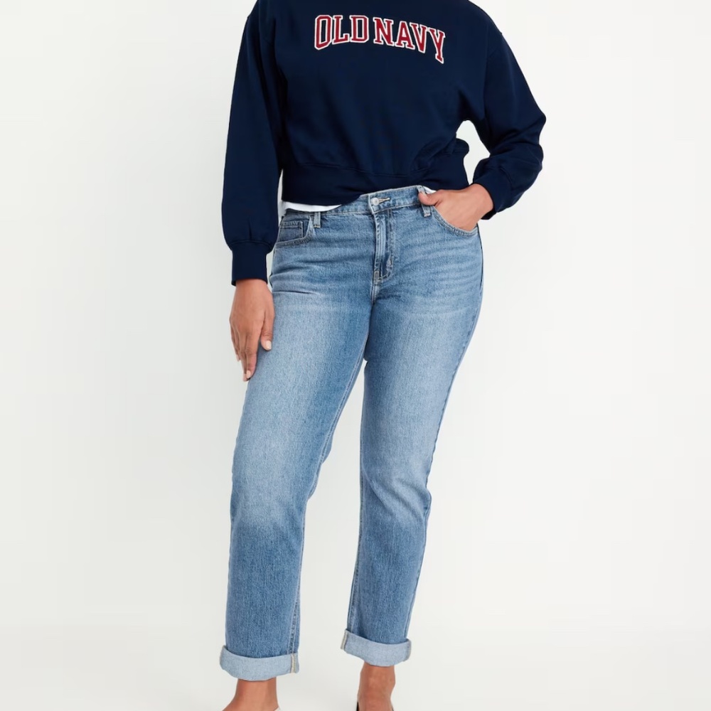 Old Navy mid rise wow boyfriend straight jeans